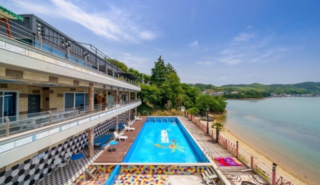 Geoje Island Jangmok Hawaii Pension