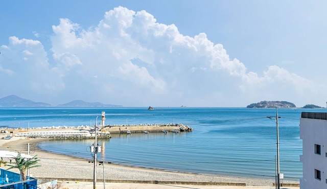 Geoje Memory Kids Pool Villa