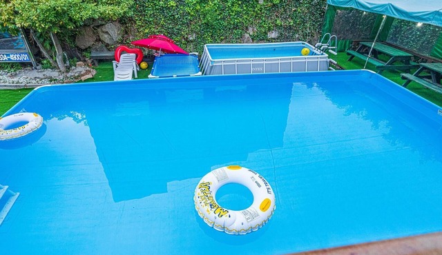Geoje Pings Pet-friendly Pension