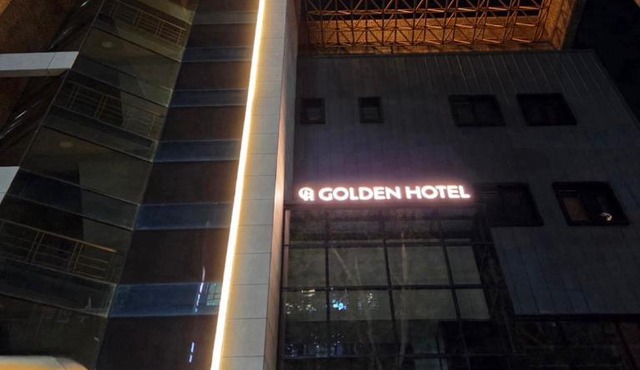 Golden Hotel 골든 호텔