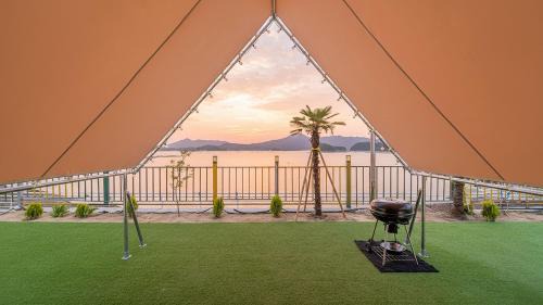 Goseong Bluebeach Pension&Glamping
