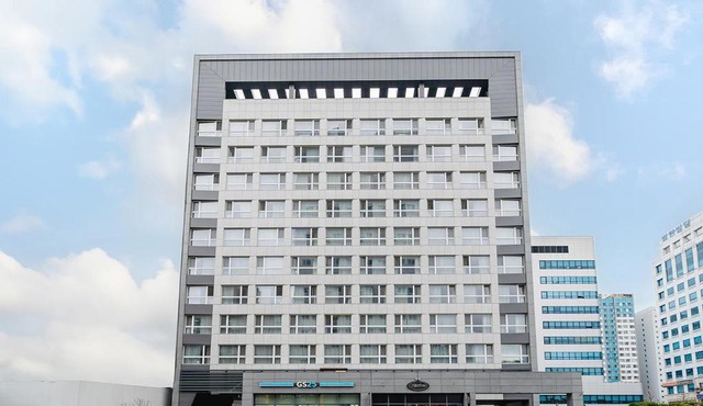 Grand City Hotel Changwon