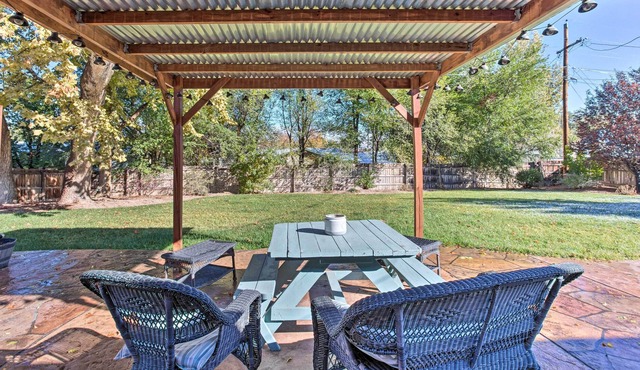 Grand Junction Home w/ Fire Pit, Grill, Yard!