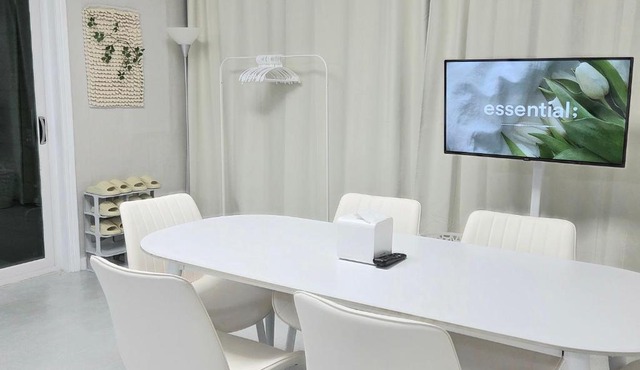Group accommodation Business trip Free parking