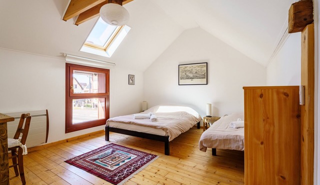 Guest Room 'Auguste' with Shared Pool