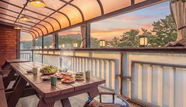 Gyeongju Beach Castle Pension