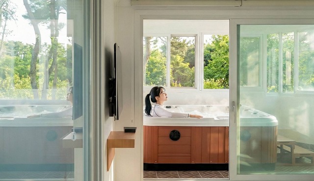 Gyeongju Breeze Spa Pension