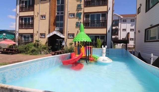 Gyeongju Raspberry Pension