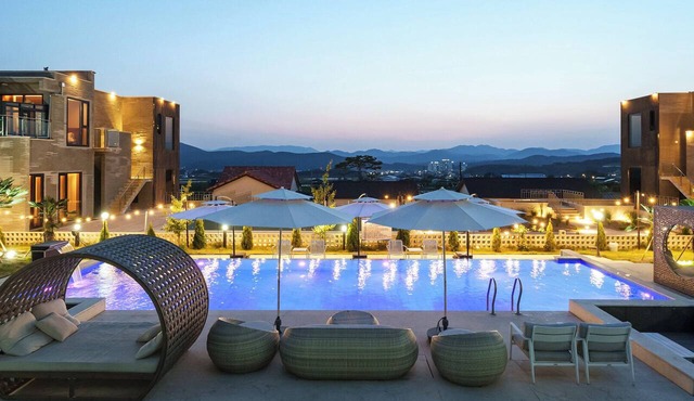 Gyeongju Rose Breeze Pool Villa Pension