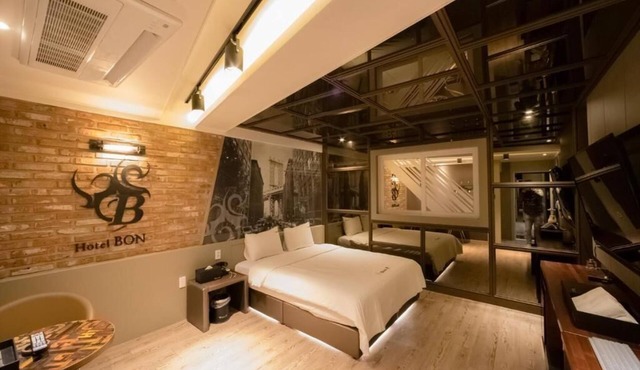 Gyeryong BON Hotel