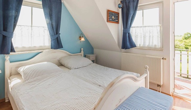 Harlesiel dyke cottage