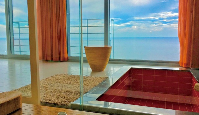 Haslla Art World Museum Hotel