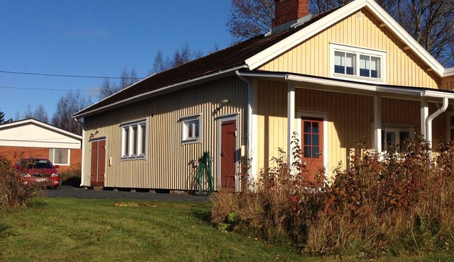Haus Sonnenhang near the lake