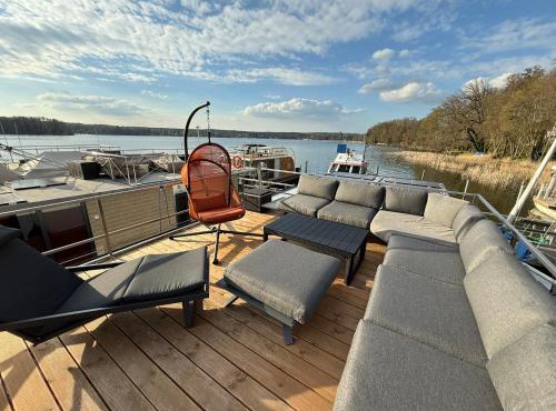 Hausboot TraumZeitBoot Helmut - exklusiver Festlieger in perfekter Lage am Scharmützelsee Bad Saarow