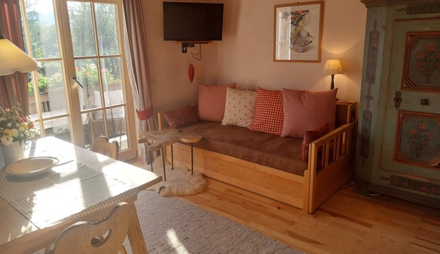 Heissbauer - Cozy "Obstgarten" Vacation Rental with Mountain Views - Ideal for Families