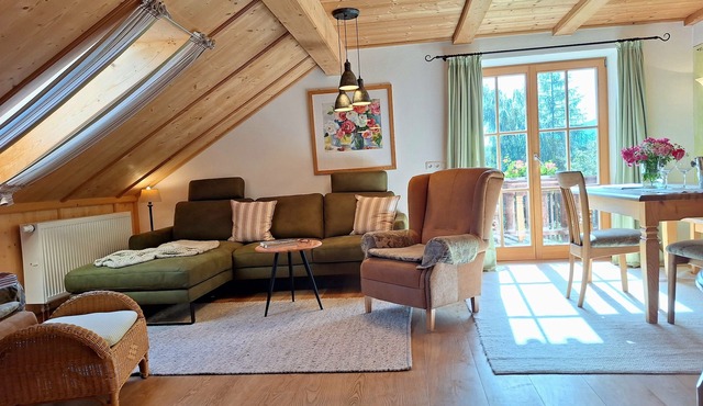 Heissbauer Vacation Rental "Rosentraum" with Mountain Views and Two Bedrooms