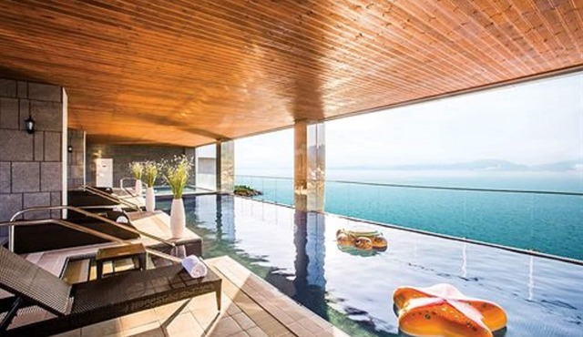 Hidden Bay Hotel