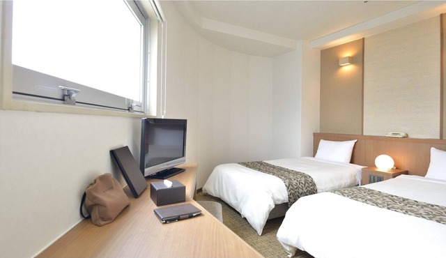 Higher floor 8th floor and above Corner twin roo / Shozu-gun Kagawa