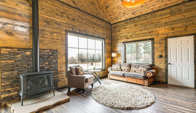 Hike, Hunt & Unwind: Mtn-View Cabin in Del Norte!