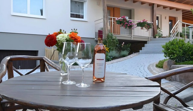 Himmelsbach Apartment with Terrace and Wi-Fi