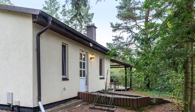 Holiday Home 'Ferienhaus Mine Hüsung' with Private Terrace, Shared Garden and Wi-Fi