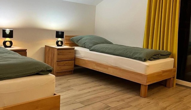 Holiday Apartment for Fitters and Travelers Near the Forest Edge