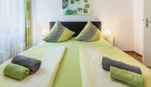 Holiday Apartment 'Stachel A' with Private Balcony & Wi-Fi