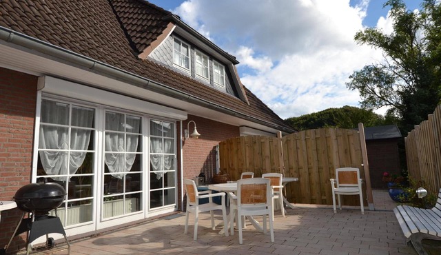 Holiday flat "Bispinger Heide Lodge" with terrace
