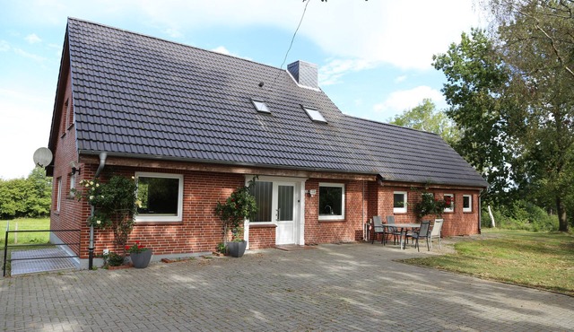 Holiday home for 19 guests with 180m² in Rabenkirchen-Faulück (23774)