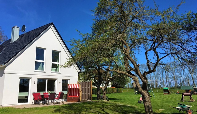 Holiday home for 6 guests with 105m² in Fehmarn (94300)