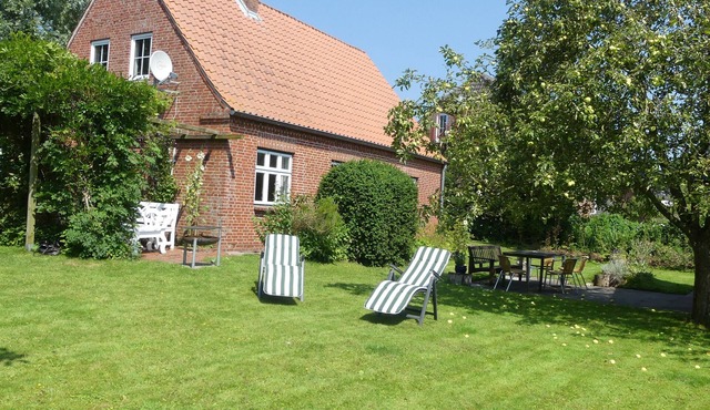 Holiday Home 'Haus Im Süden' with Private Terrace, Private Garden and Wi-Fi