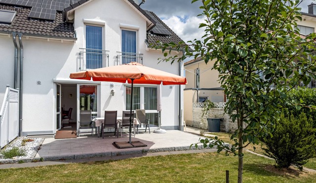 Holiday Home 'Storchennest' with Private Terrace, Private Garden and Wi-Fi
