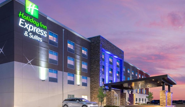 Holiday Inn Express & Suites - Colorado Springs South I-25 by IHG