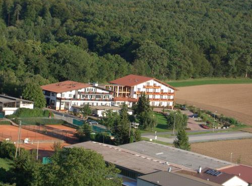 Hotel am Waldeck mit Restaurant