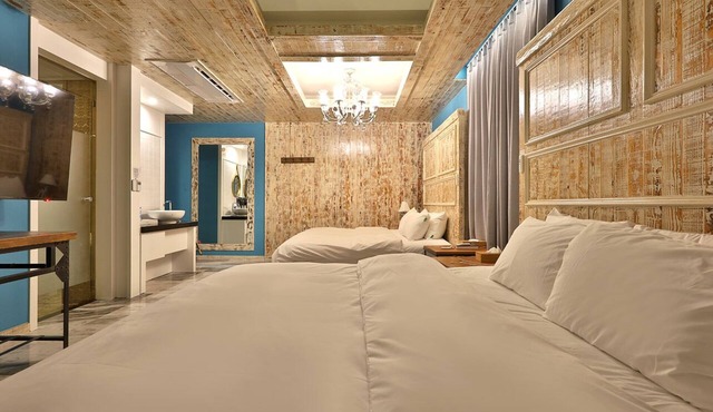 Hotel February Gimhae