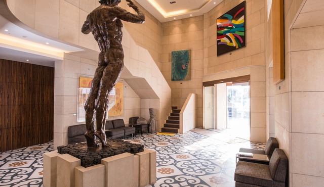 Hotel Leo