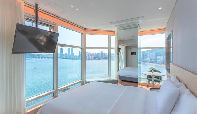 Hotel Marine view