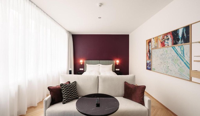 Hotel Schani Salon