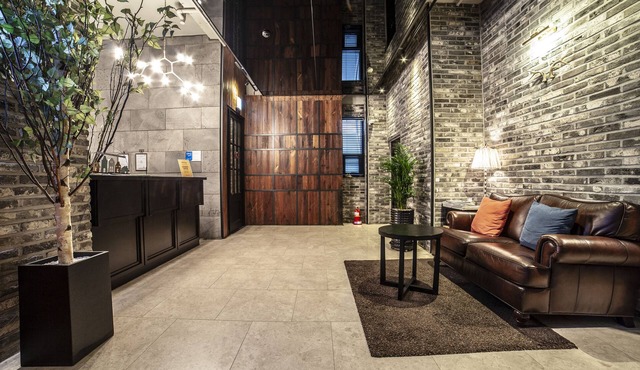 Hotel Stay 53