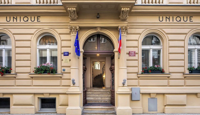 Hotel Unique