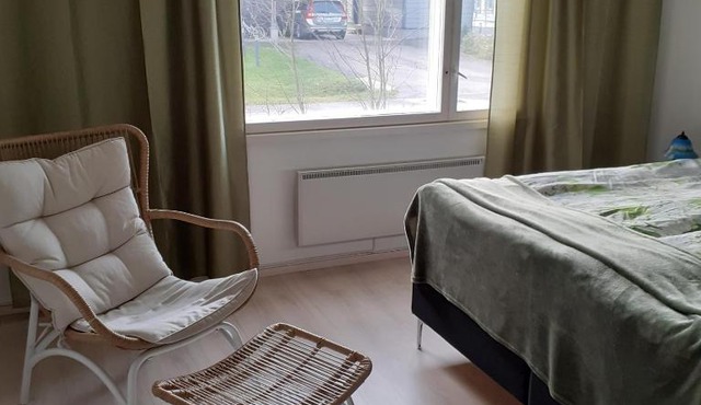 Huone Seesteisessä Mummolassa