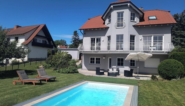 Idyllic location in the south of Erfurt