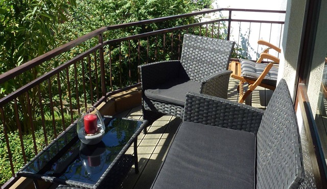 In 2014 completely renovated, bright and decorated geschmackfoll 2Zimmerwohnung