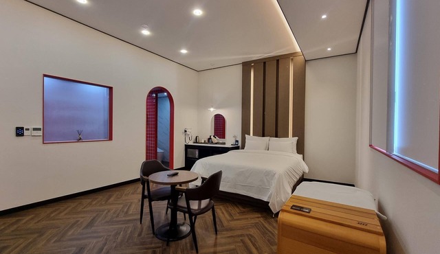 Jeju Aewol Show Drive in Unmanned Hotel