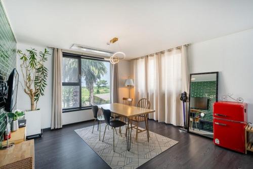 Jeju Aromtarom House