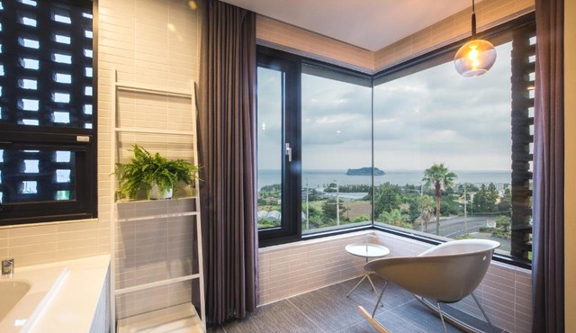 Jeju Bricks Hotel