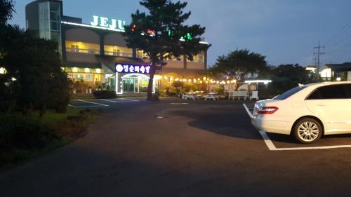 Jeju Feel House