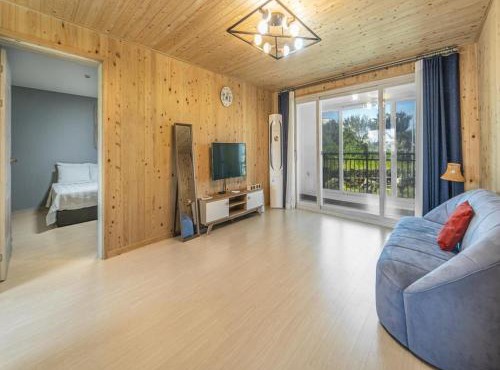 Jeju Timberhouse Pension