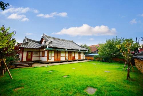 Jeonju Jiudang Hanok Stay