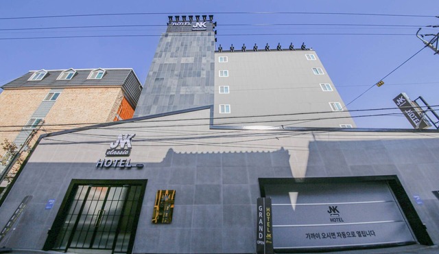 JNK HOTEL